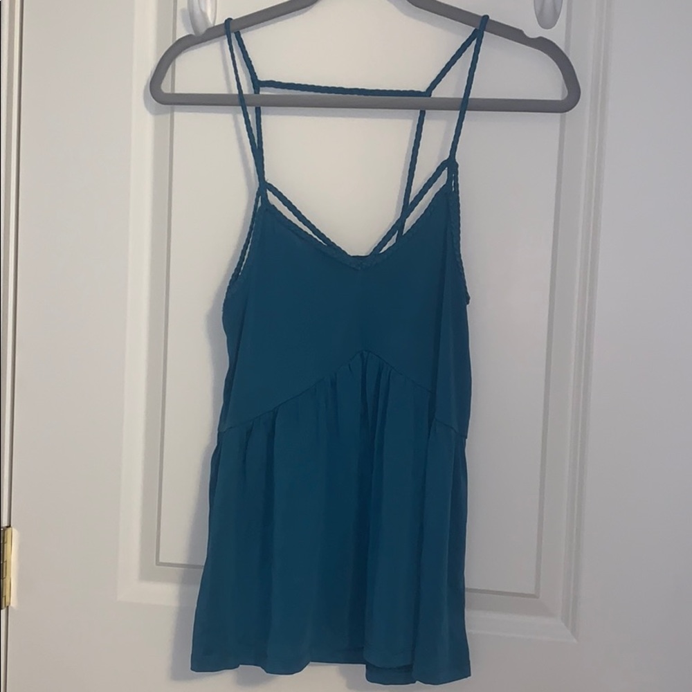 AE flowy tank